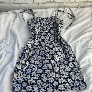 navy fitted floral dress